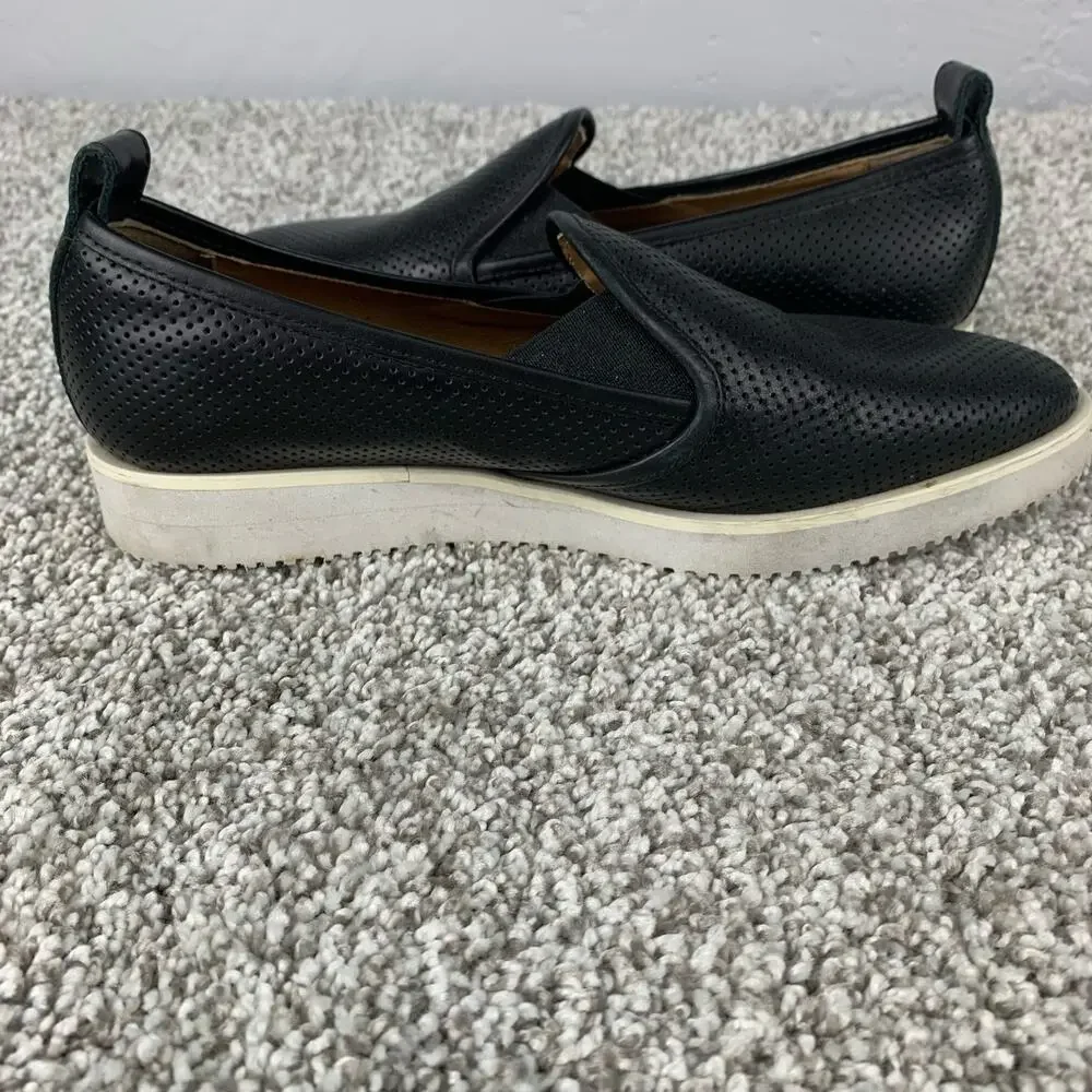 Everlane Street Shoe Pointed Toe Flats Size 5.5  Womens Black Leather Slip On